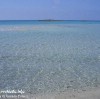 Foto del 14\9\2004 a Torre S. Giovanni, spiaggia a sud del Porto. Particolare su uno degli isolotti paralleli alla spiaggia