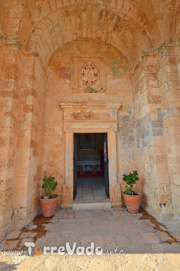 ingresso chiesa santa maria di Leuca belvedere