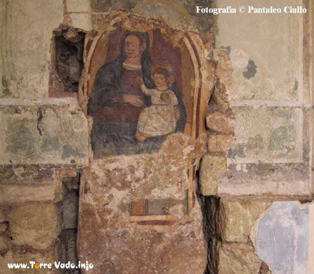 Monolite Madonna di Costantinopoli Morciano